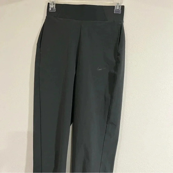 Nike Black Athletic Pants size XS in brand new condition pre owned - Picture 2 of 7
